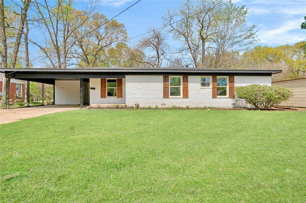 2121 Cedar Street, Paris, TX 75460