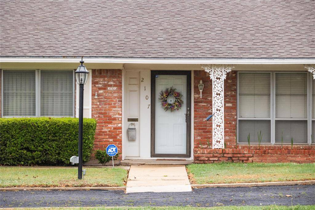 Brownwood, TX 76801,2107 Elizabeth Drive