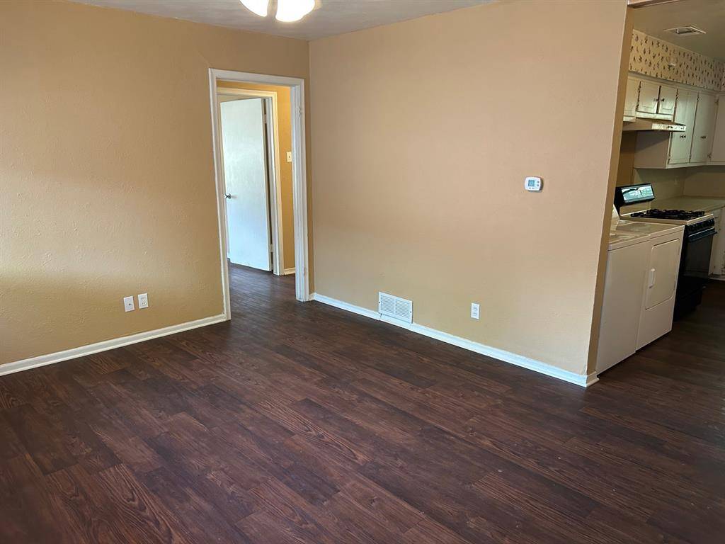 Richardson, TX 75080,1033 Custer Road