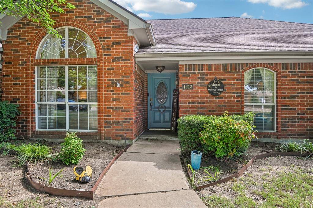 Carrollton, TX 75007,1213 Shawnee Trail