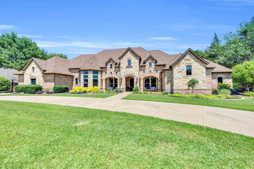 4340 Powers Branch Drive, Midlothian, TX 76065