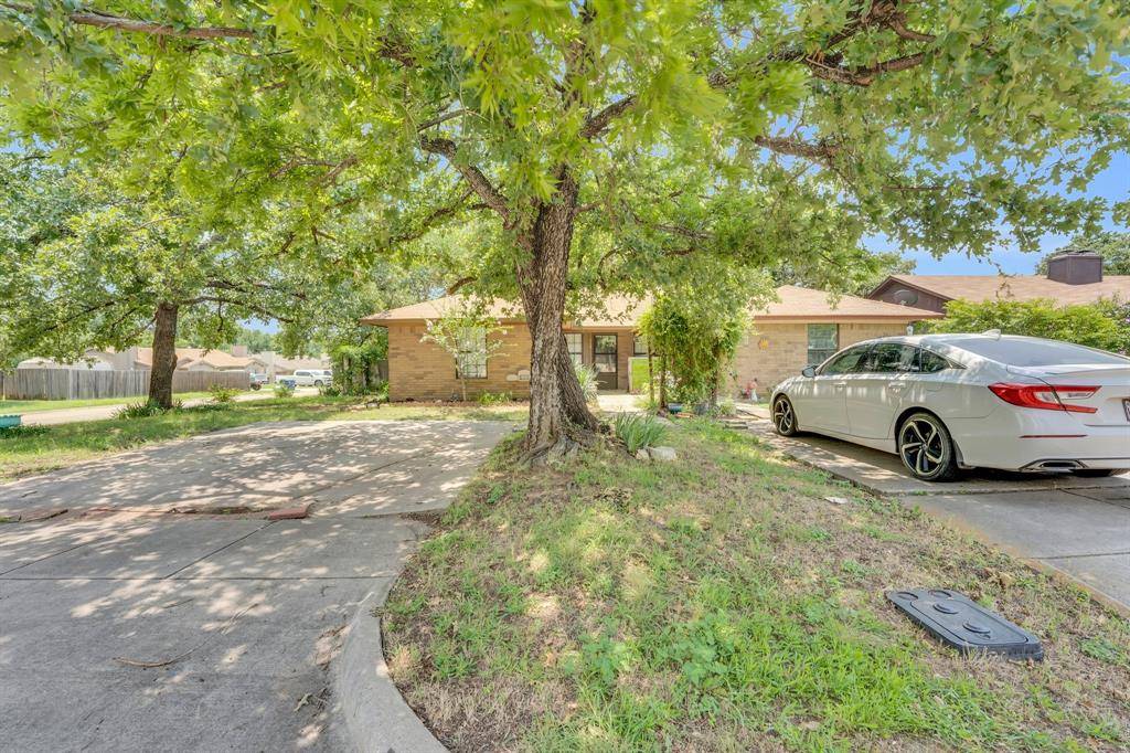 Kennedale, TX 76060,728 Woodland Court