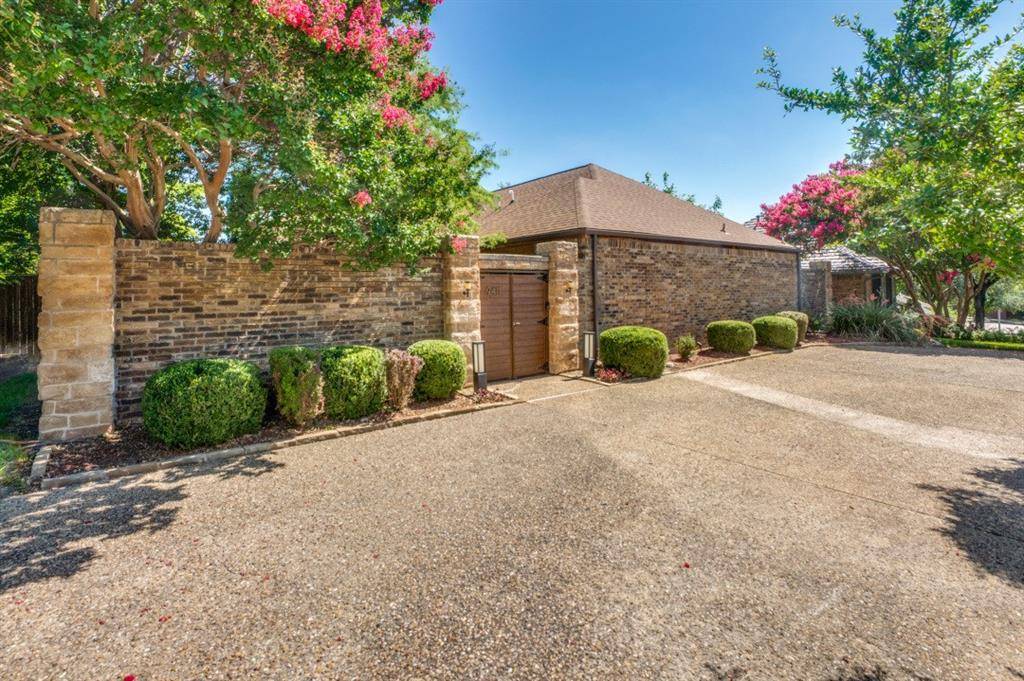 9411 Whitehurst Drive, Dallas, TX 75243
