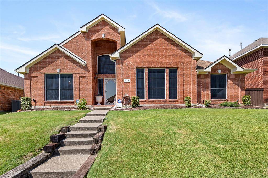 2124 Valley Falls Avenue, Mesquite, TX 75181