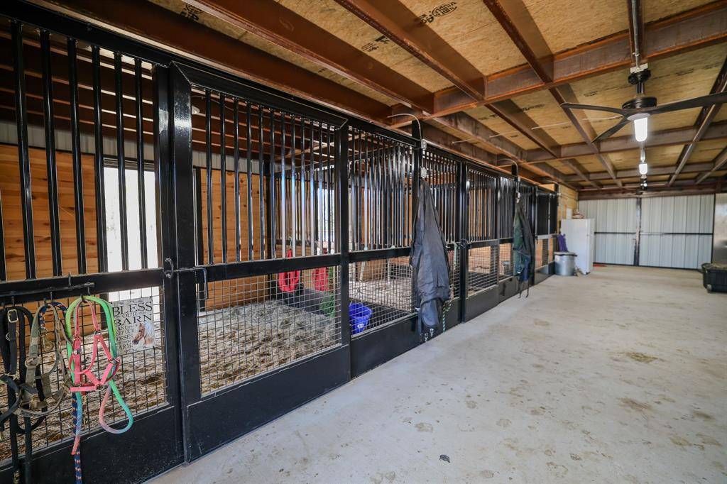 Sanger, TX 76266,11007 Fm 2450