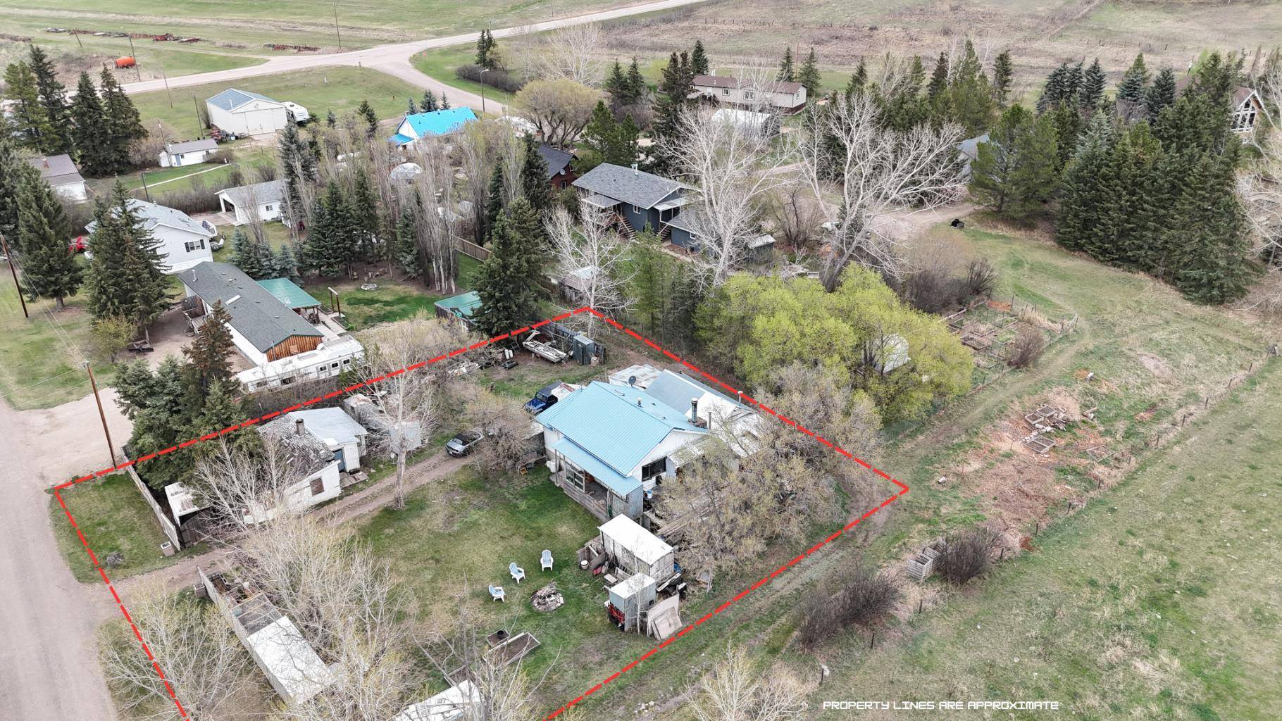 Sunnyslope, AB T0M 1J0,1 ALBERTA AVE