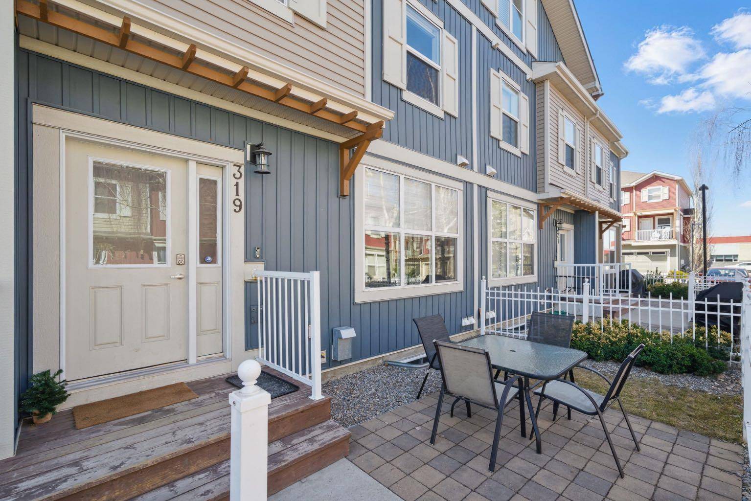 Calgary, AB T3M 0P7,10 Auburn Bay AVE Southeast #319