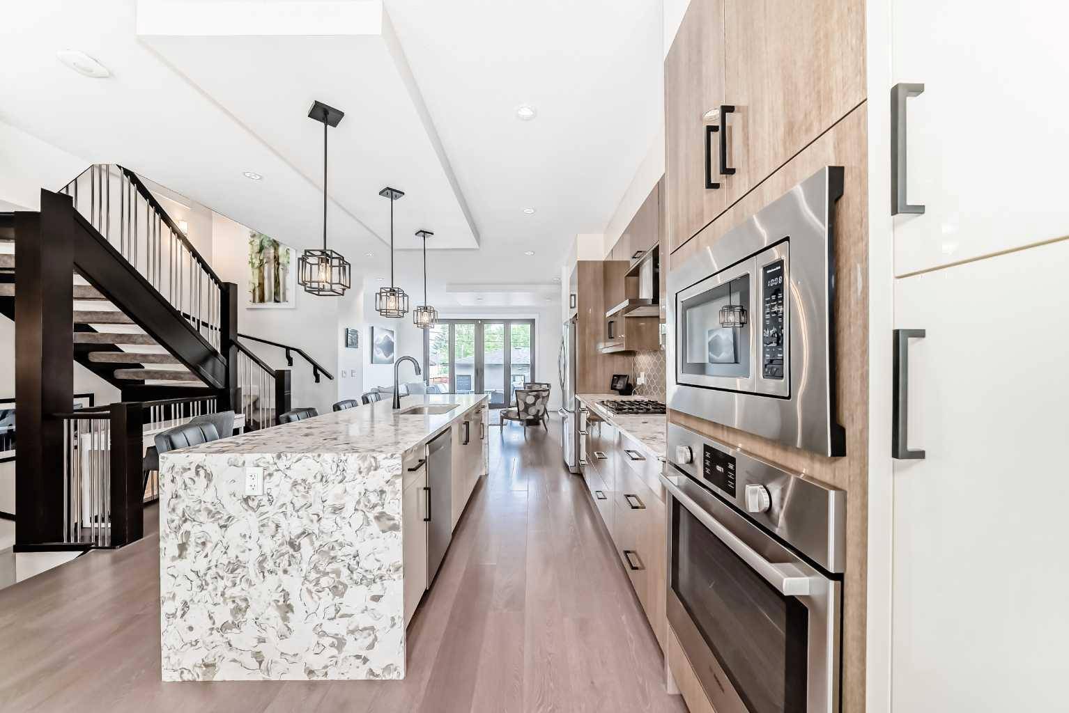 140 27 AVE Northeast, Calgary, AB T2E 1Z7