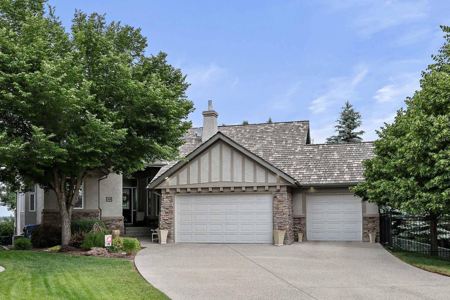 149 Mt Douglas CIR SE, Calgary, AB T3A 5W1