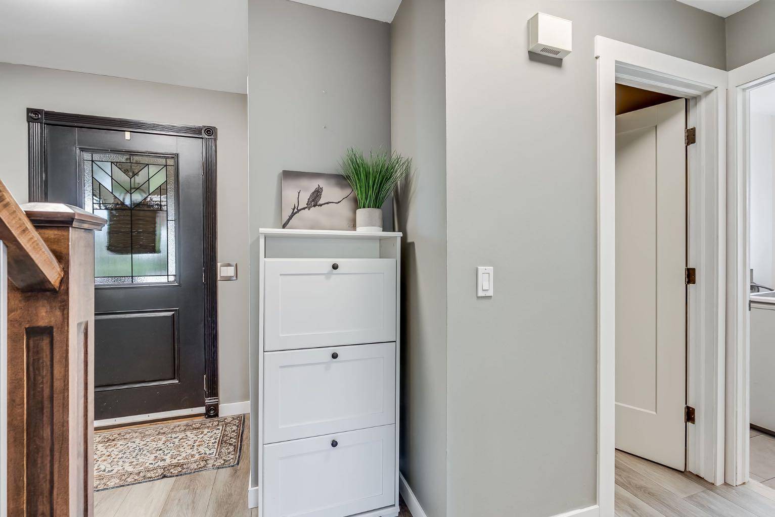 Calgary, AB T2Y 2W3,202 Shawinigan WAY SW