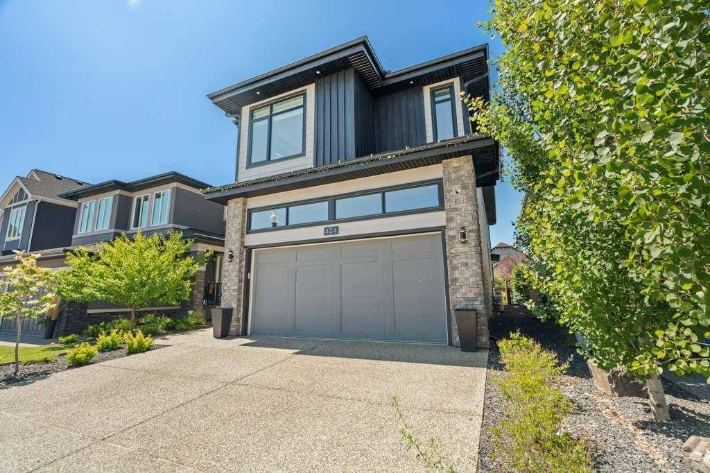 Calgary, AB T3H 3Y3,424 Discovery PL SW