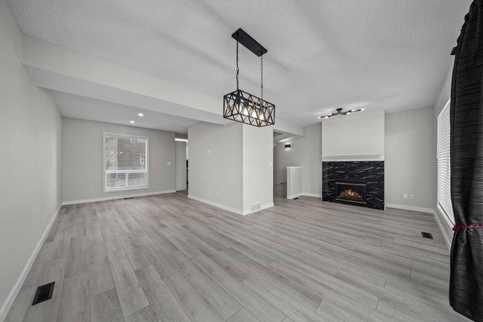 Calgary, AB T2Y 3X8,118 Bridlewood LN Southwest