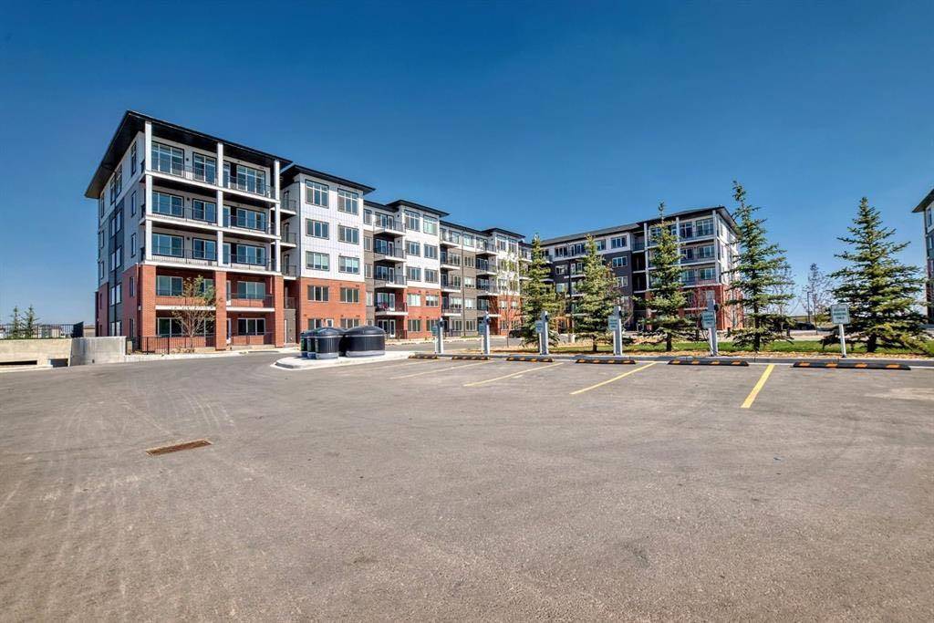 395 Skyview Pkwy NE #1109, Calgary, AB T3N 2K1