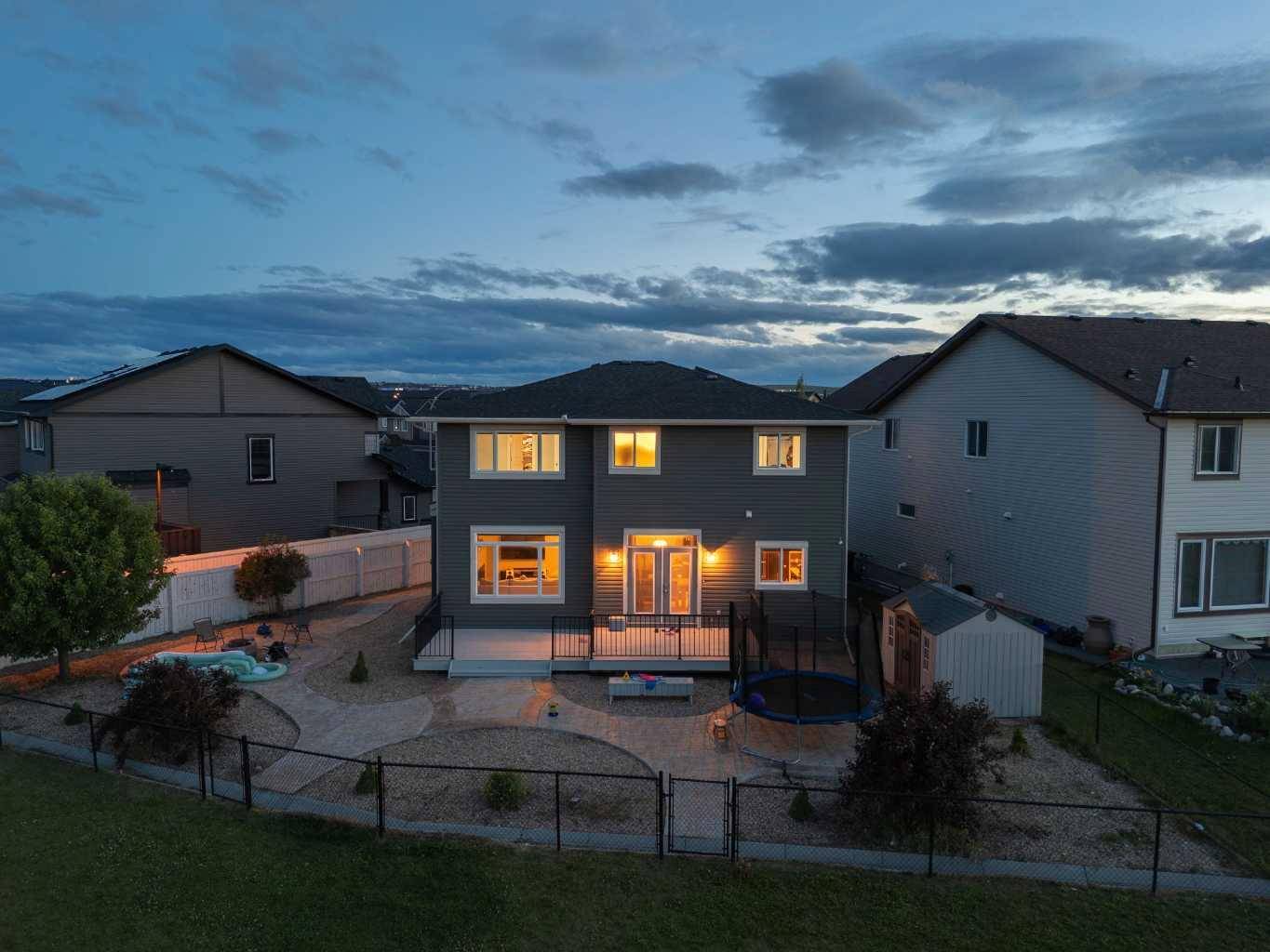 Calgary, AB T3P 0K3,68 Evansfield PL NW