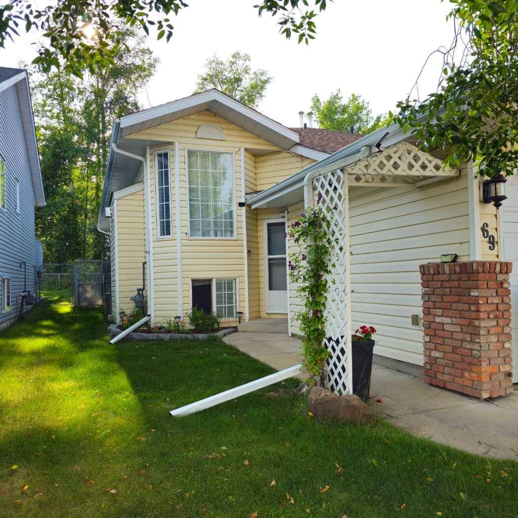 69 Willow Springs CRES, Sylvan Lake, AB T4S 1G3