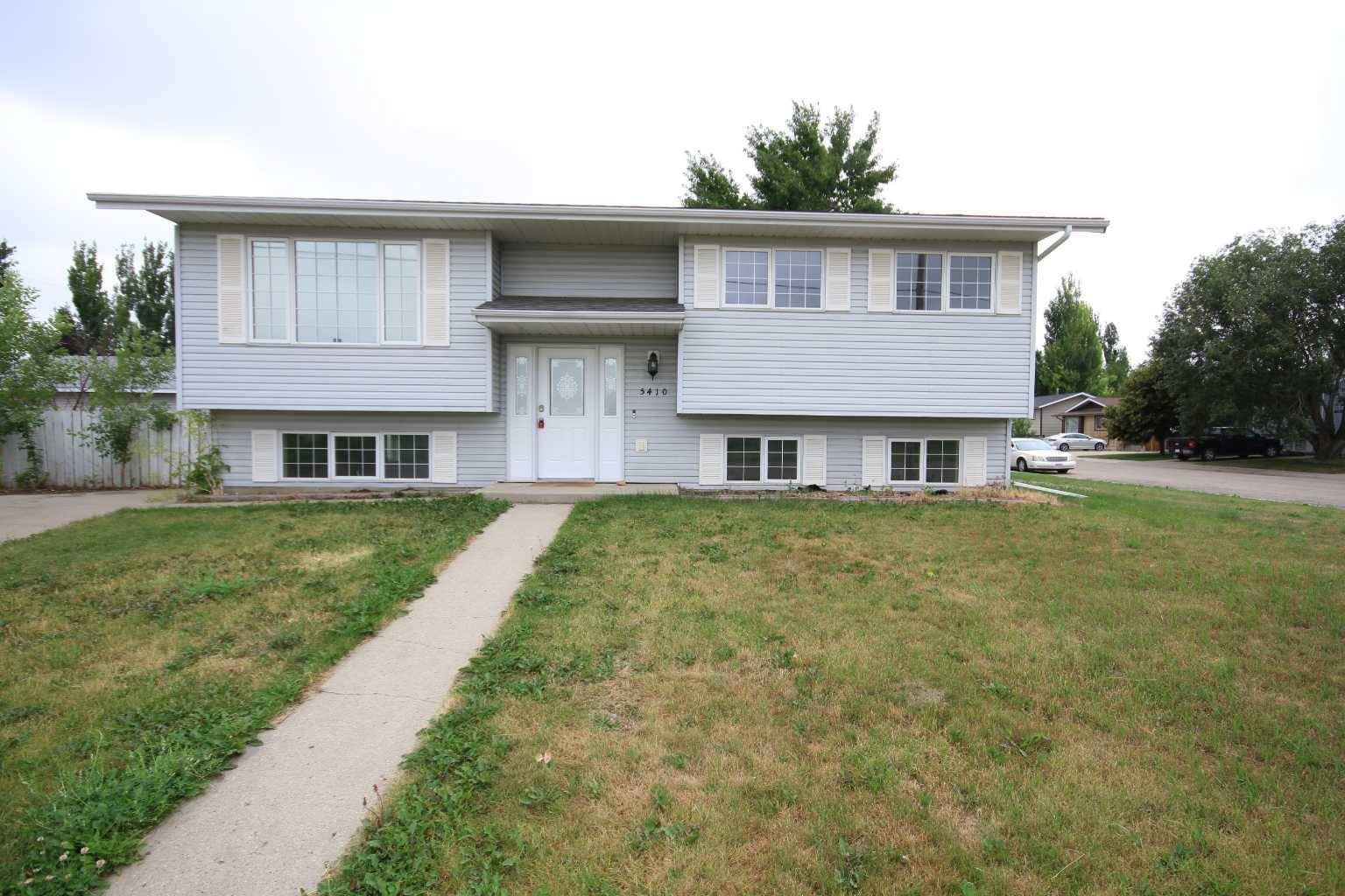5410 39 AVE, Taber, AB T1G 1B9