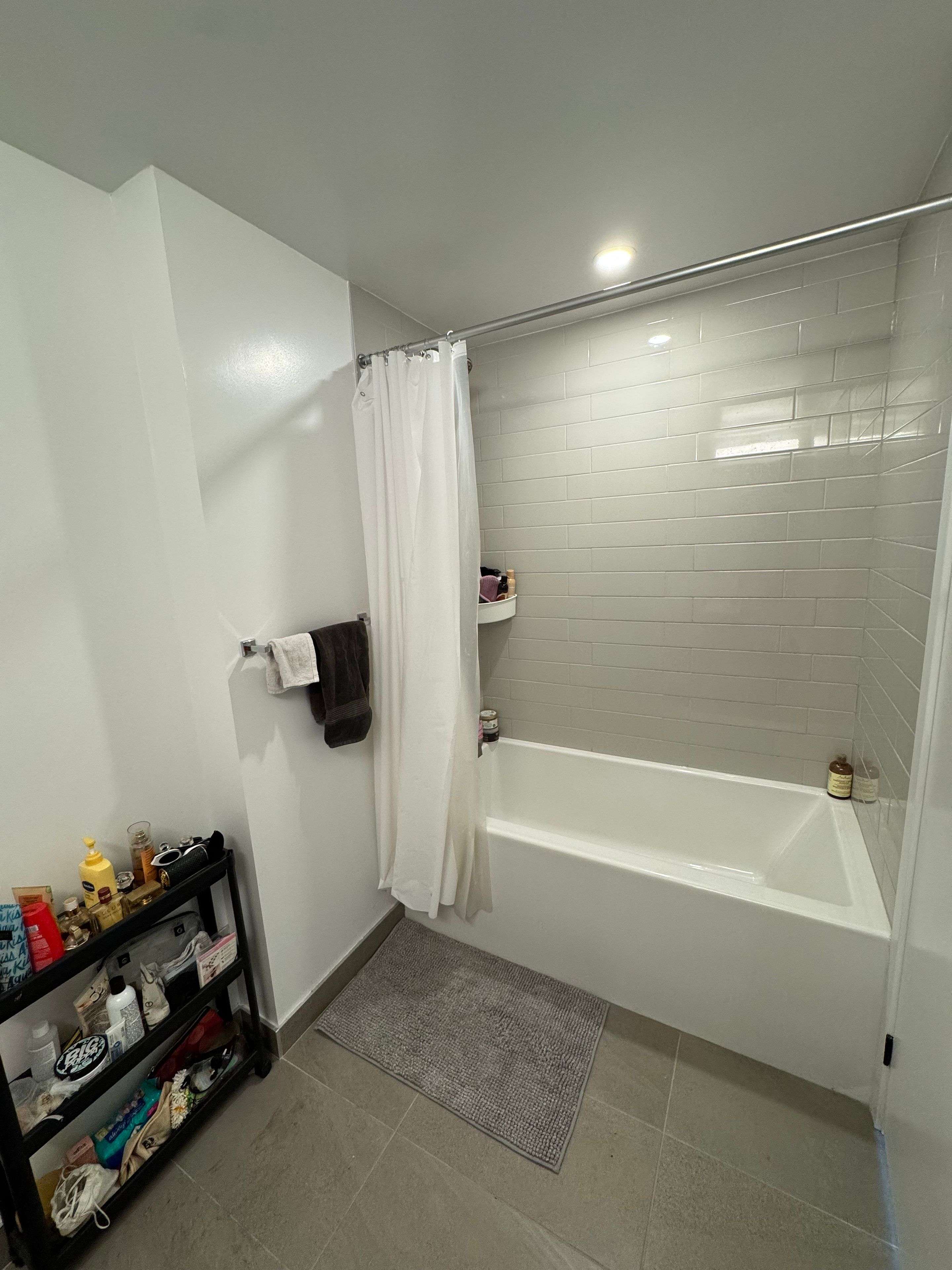Toronto C08, ON M5B 0C8,319 Jarvis ST #3708