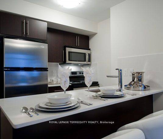 Toronto C14, ON M2N 0C3,105 Harrison Garden BLVD #1301