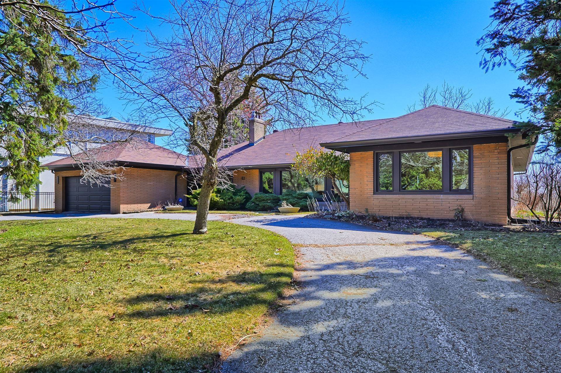 Toronto E08, ON M1M 1J3,61 Hill CRES