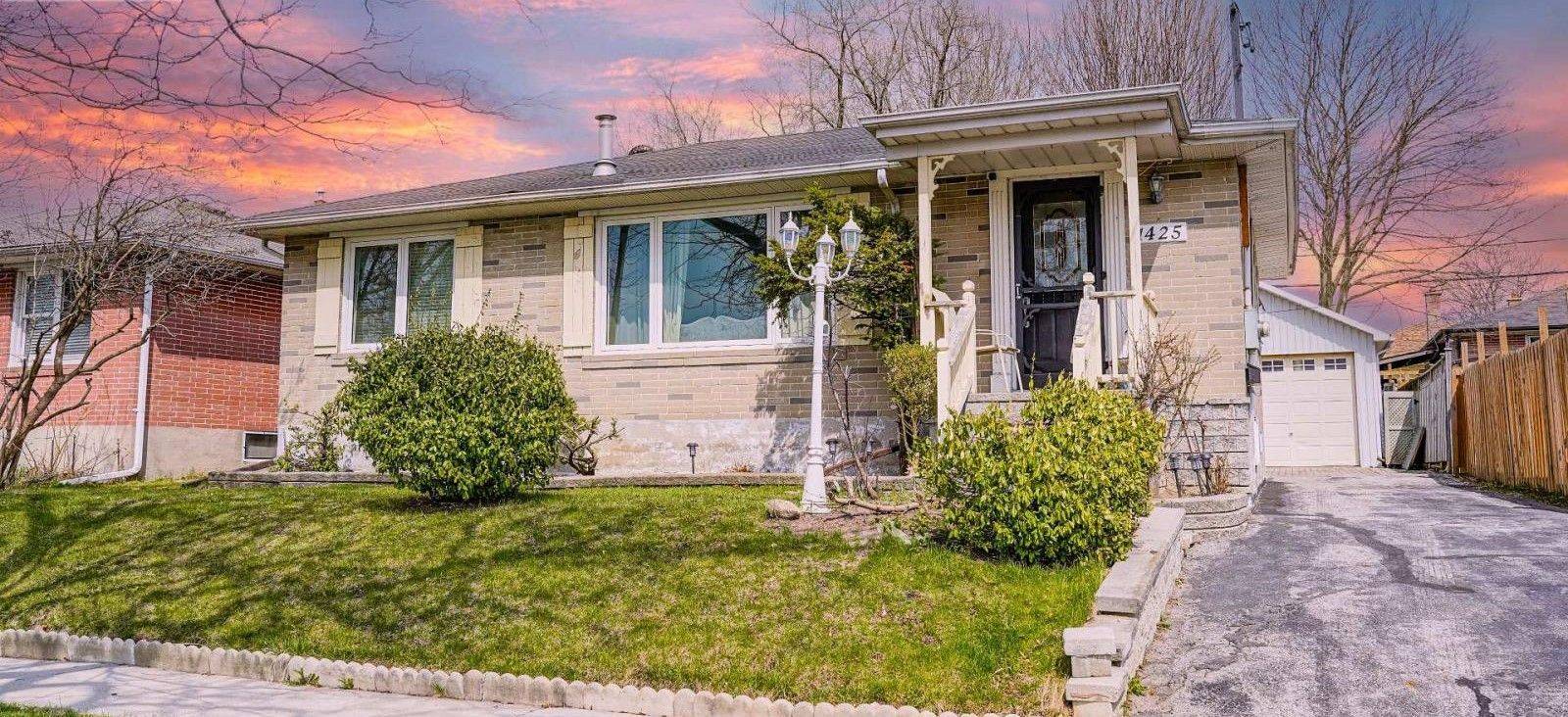 1425 Lakefield DR, Oshawa, ON L1J 3Z1