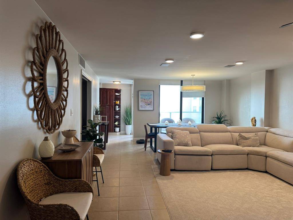 Pompano Beach, FL 33062,1000 S Ocean Blvd #6N