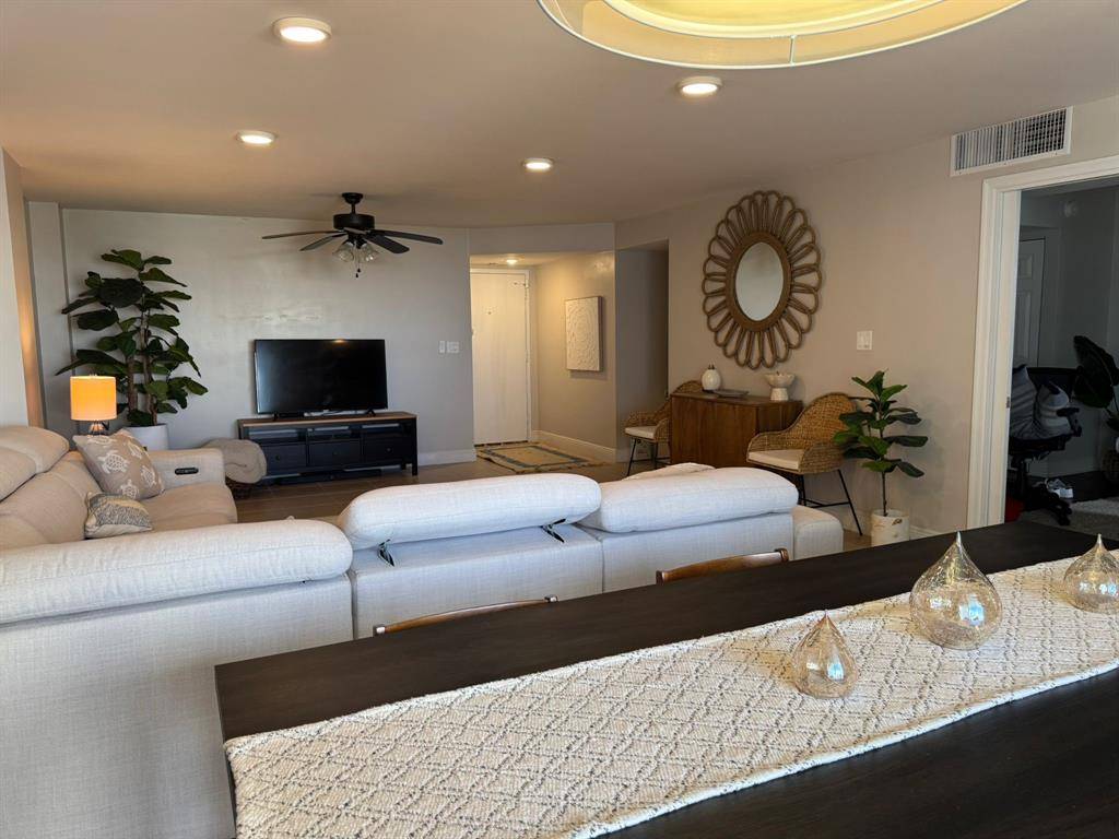 Pompano Beach, FL 33062,1000 S Ocean Blvd #6N