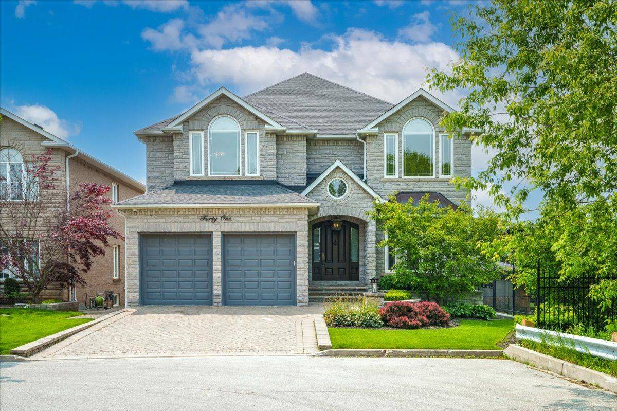 Richmond Hill, ON L4C 0C6,41 Direzze CT