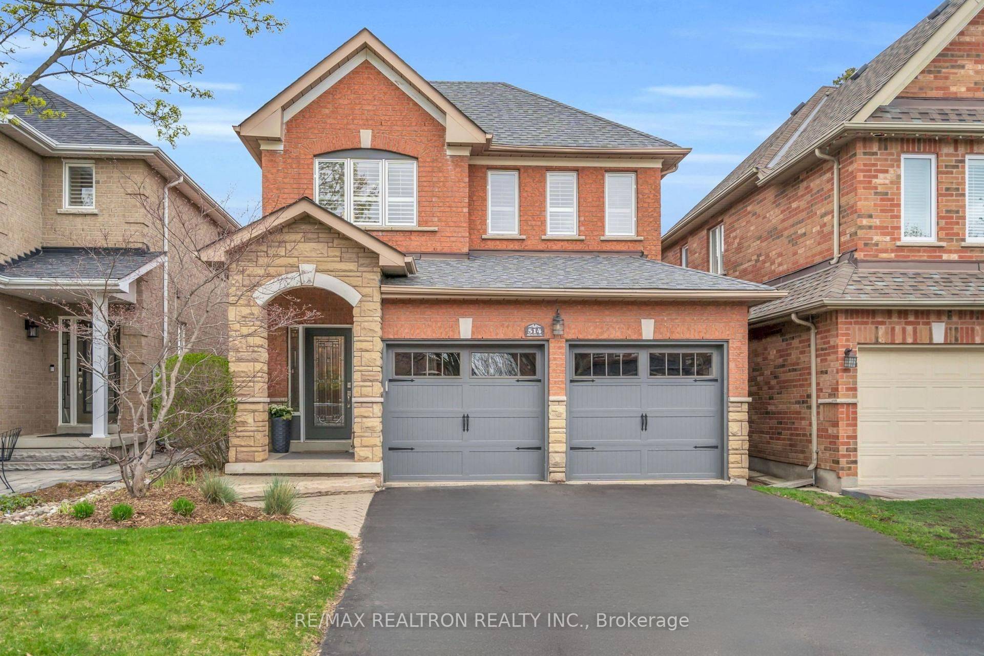 514 Menczel CRES, Newmarket, ON L3X 2P3