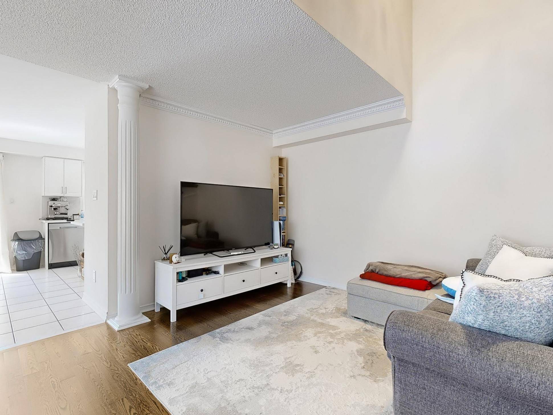 Markham, ON L6C 2C7,89 Briar Path LN