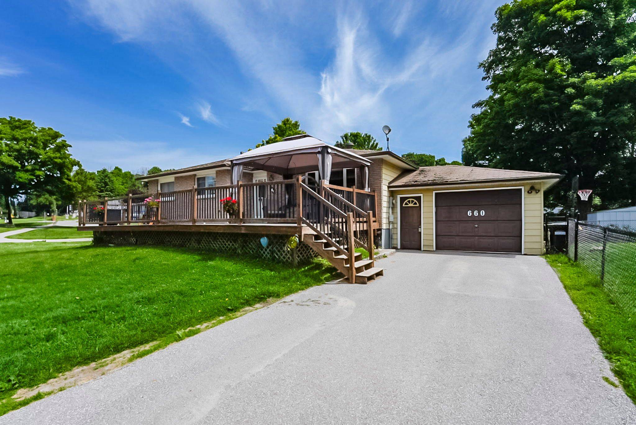 660 Harvey AVE, Midland, ON L4R 4S2