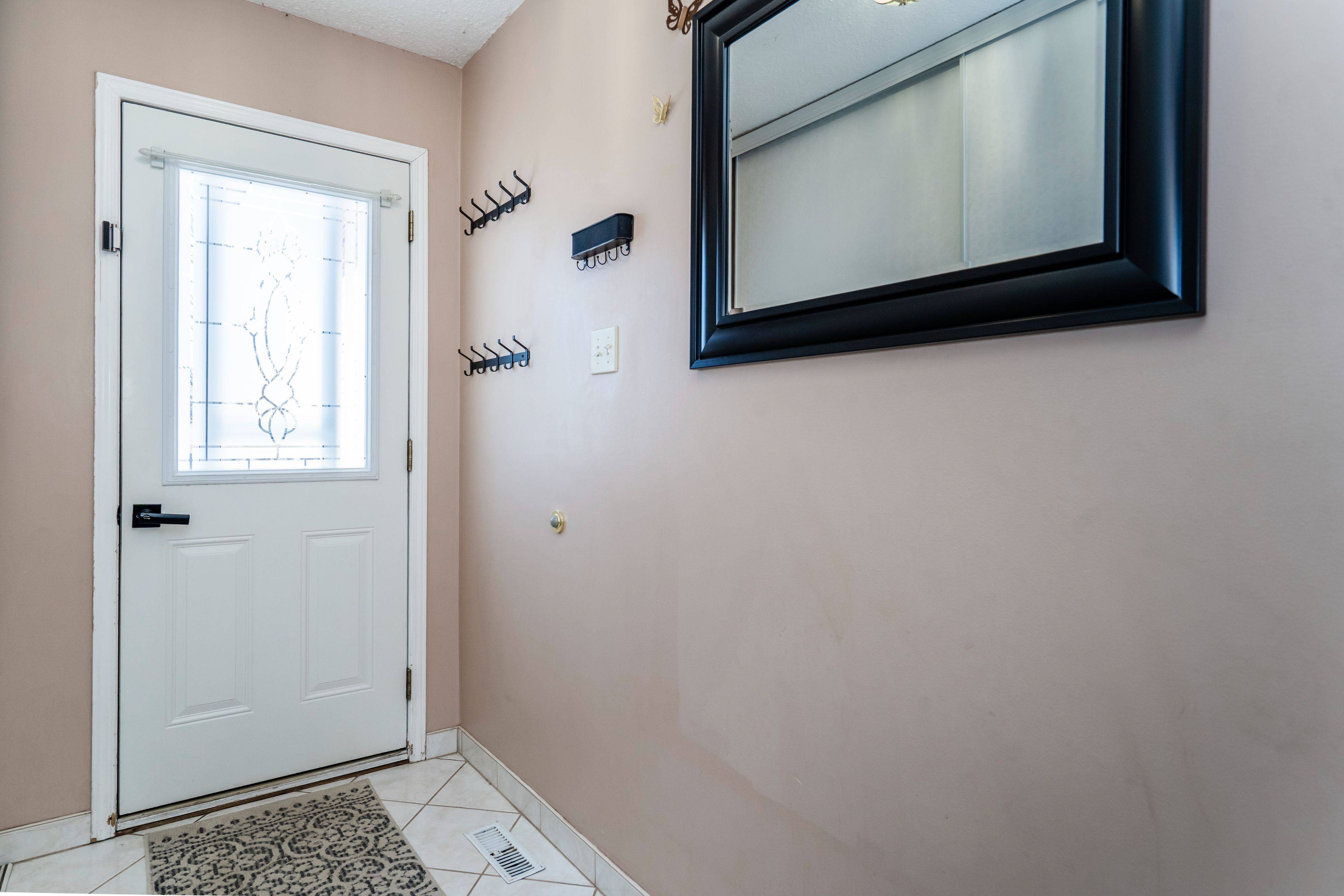 Midland, ON L4R 4S2,660 Harvey AVE