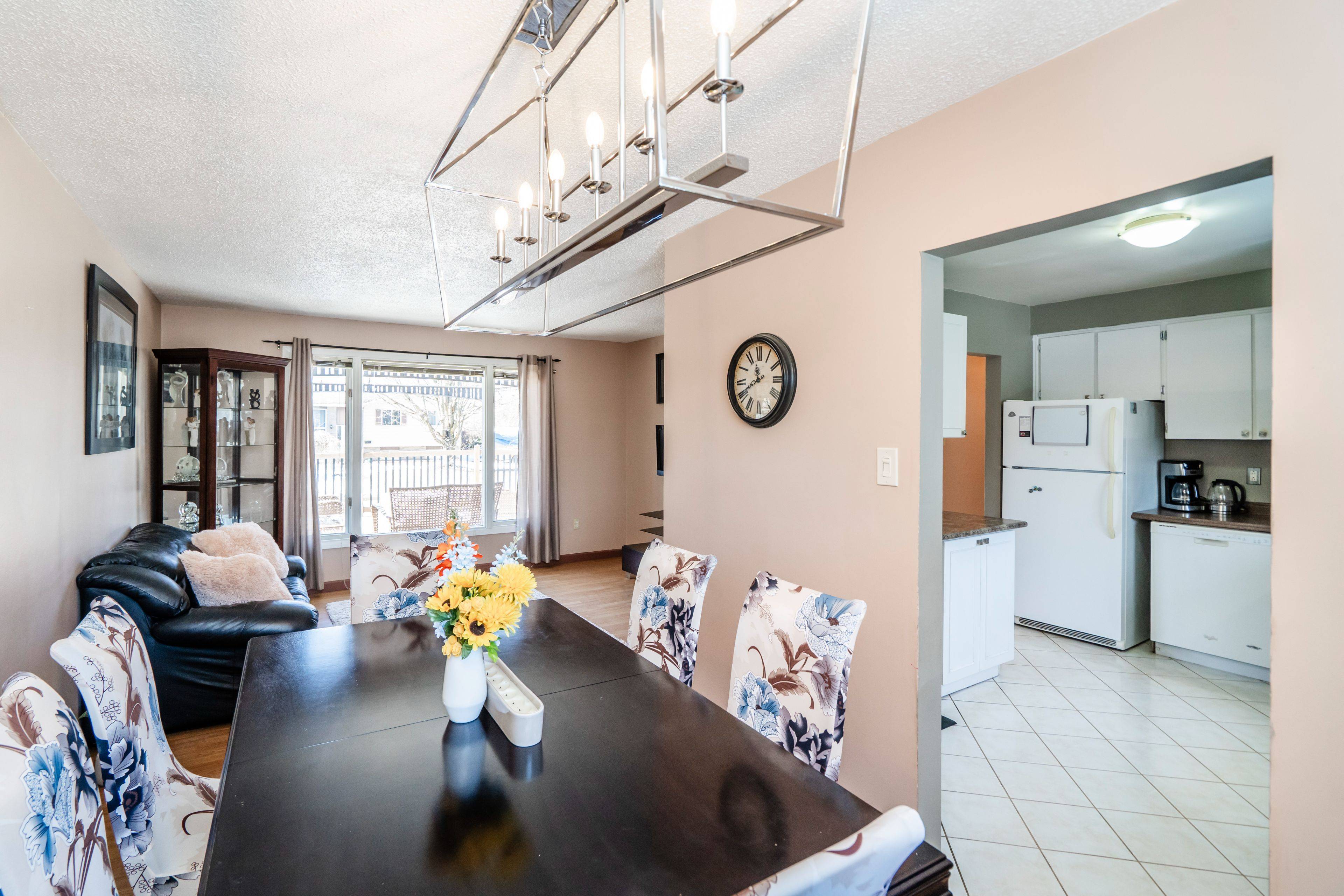 Midland, ON L4R 4S2,660 Harvey AVE