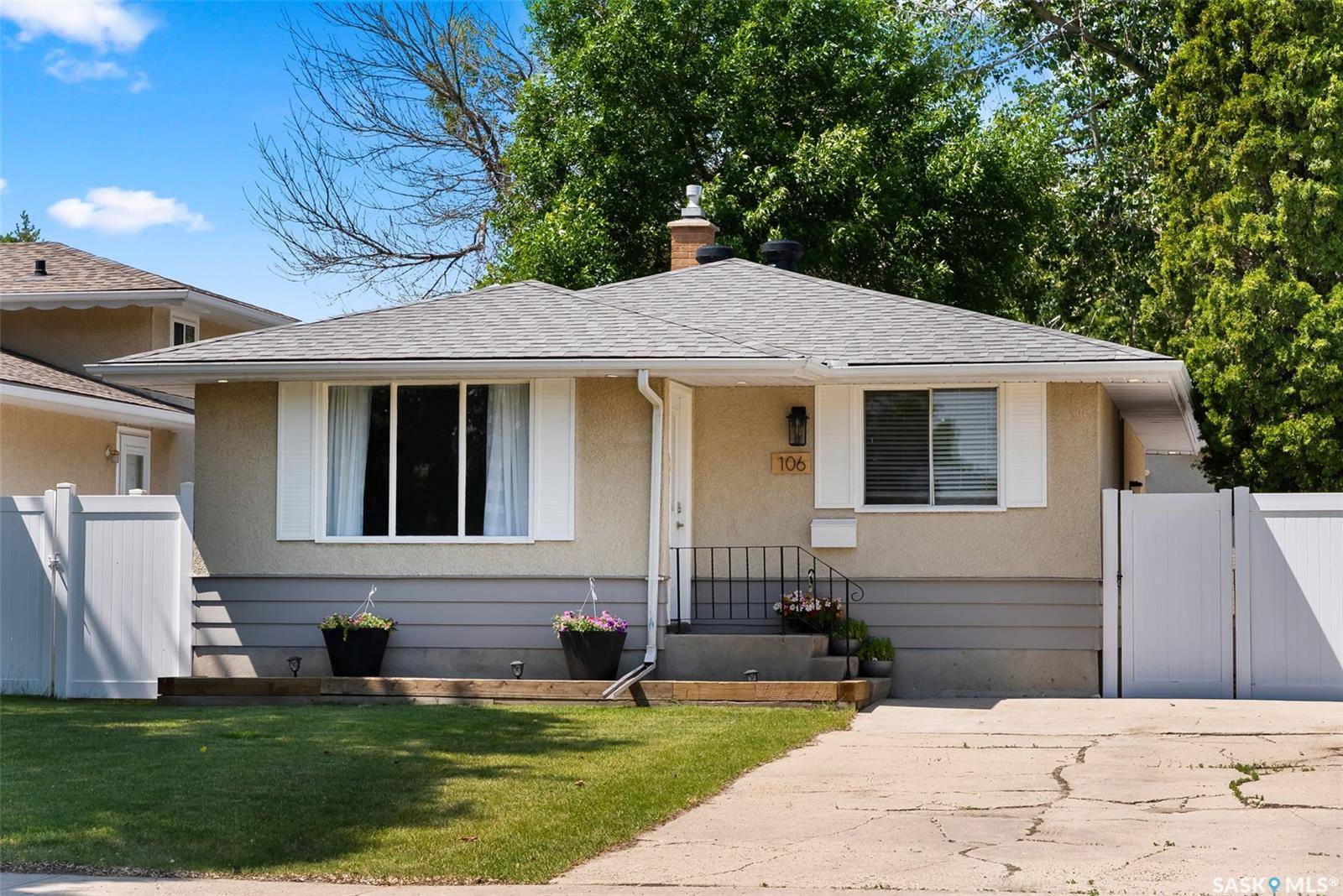 106 Wells STREET,  Regina,  SK S4R 5M7