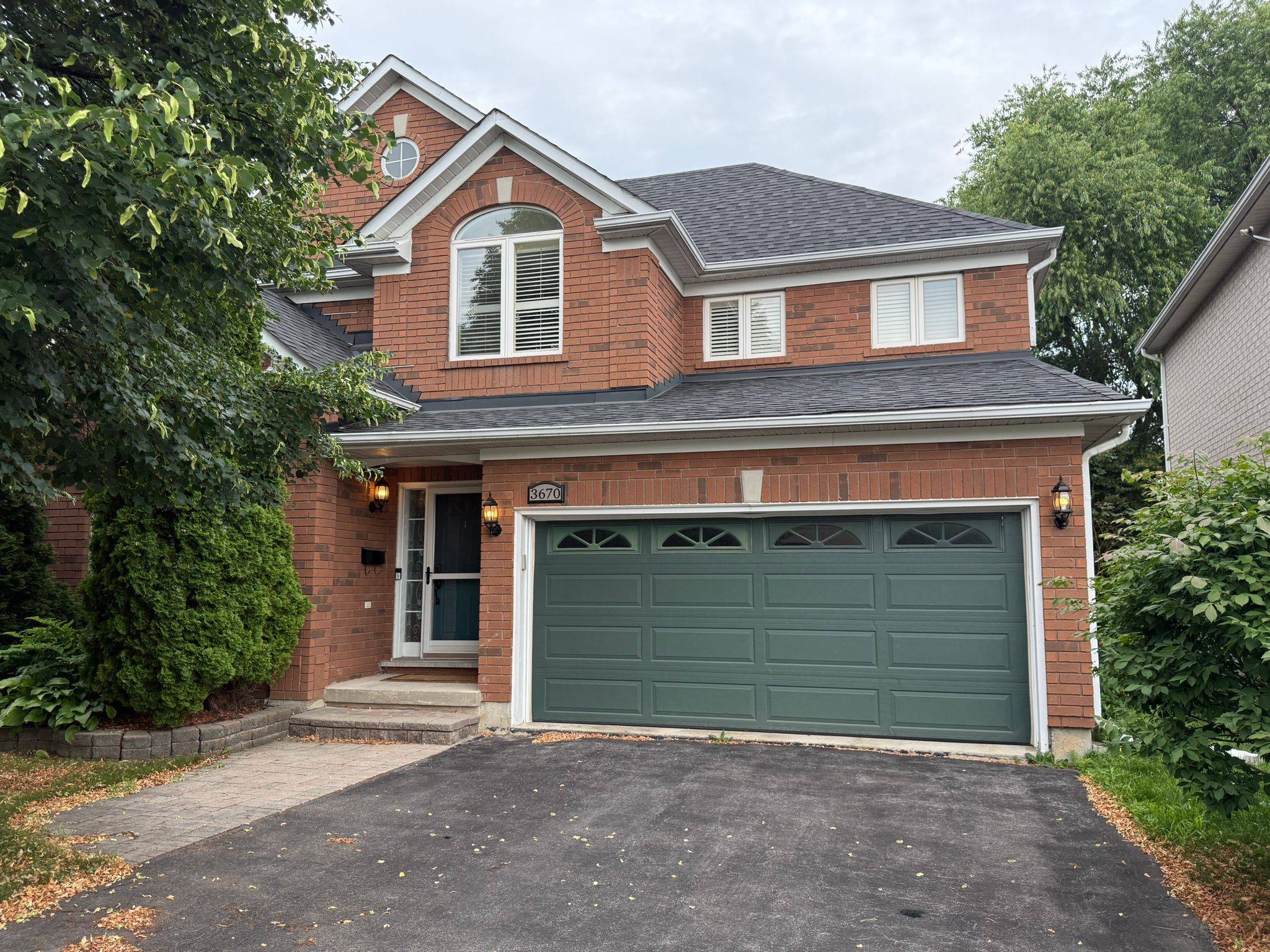 Mississauga, ON L5N 7W7,3670 Forest Bluff CRES