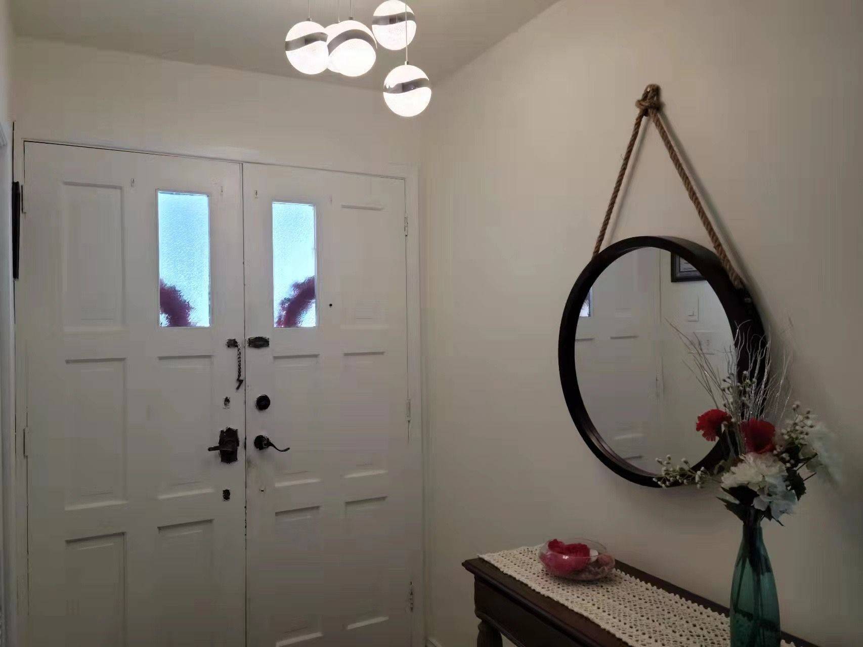 Toronto W04, ON M6B 2W2,68 Claver AVE ##2