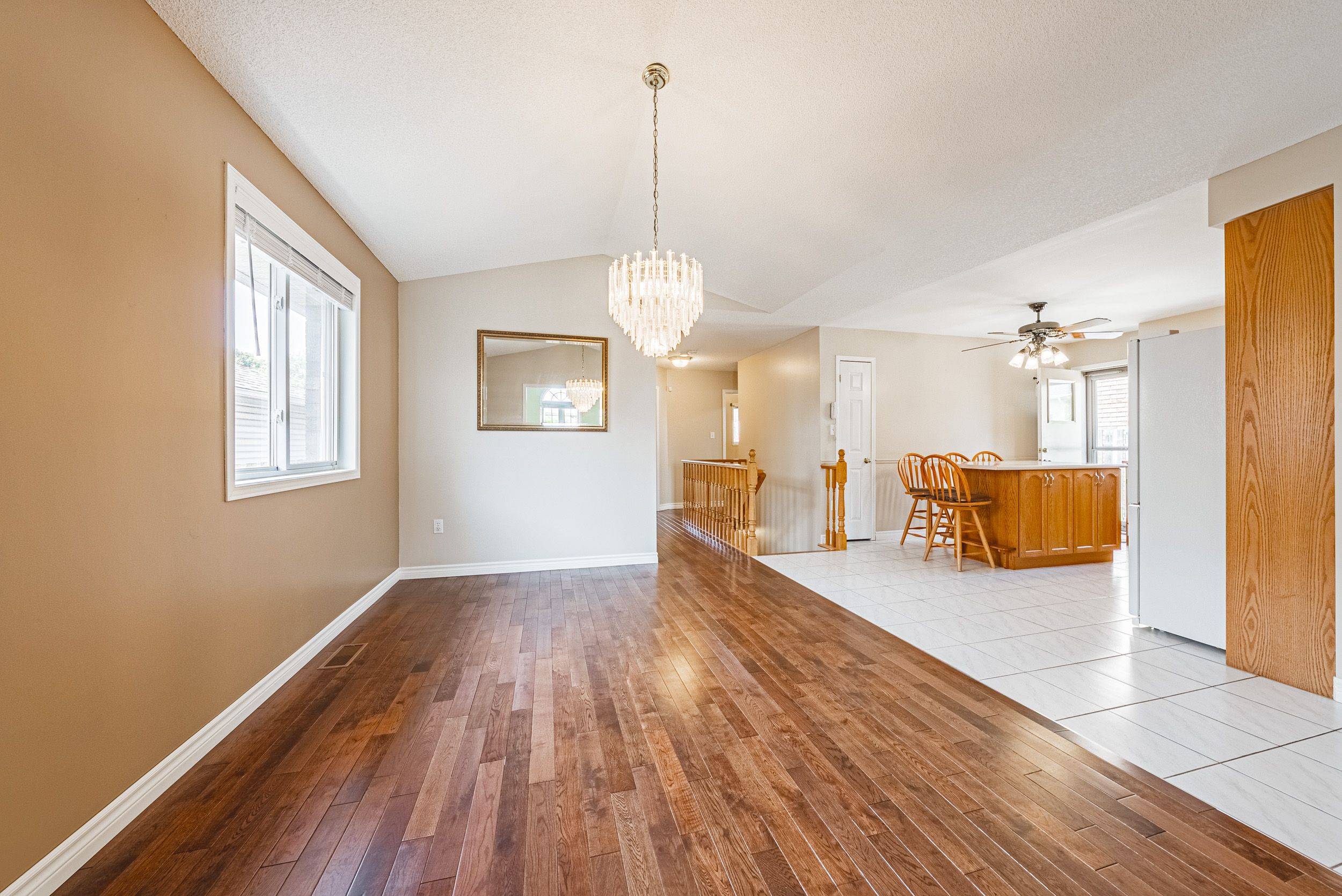 Hamilton, ON L9A 2L6,134 Fieldway DR