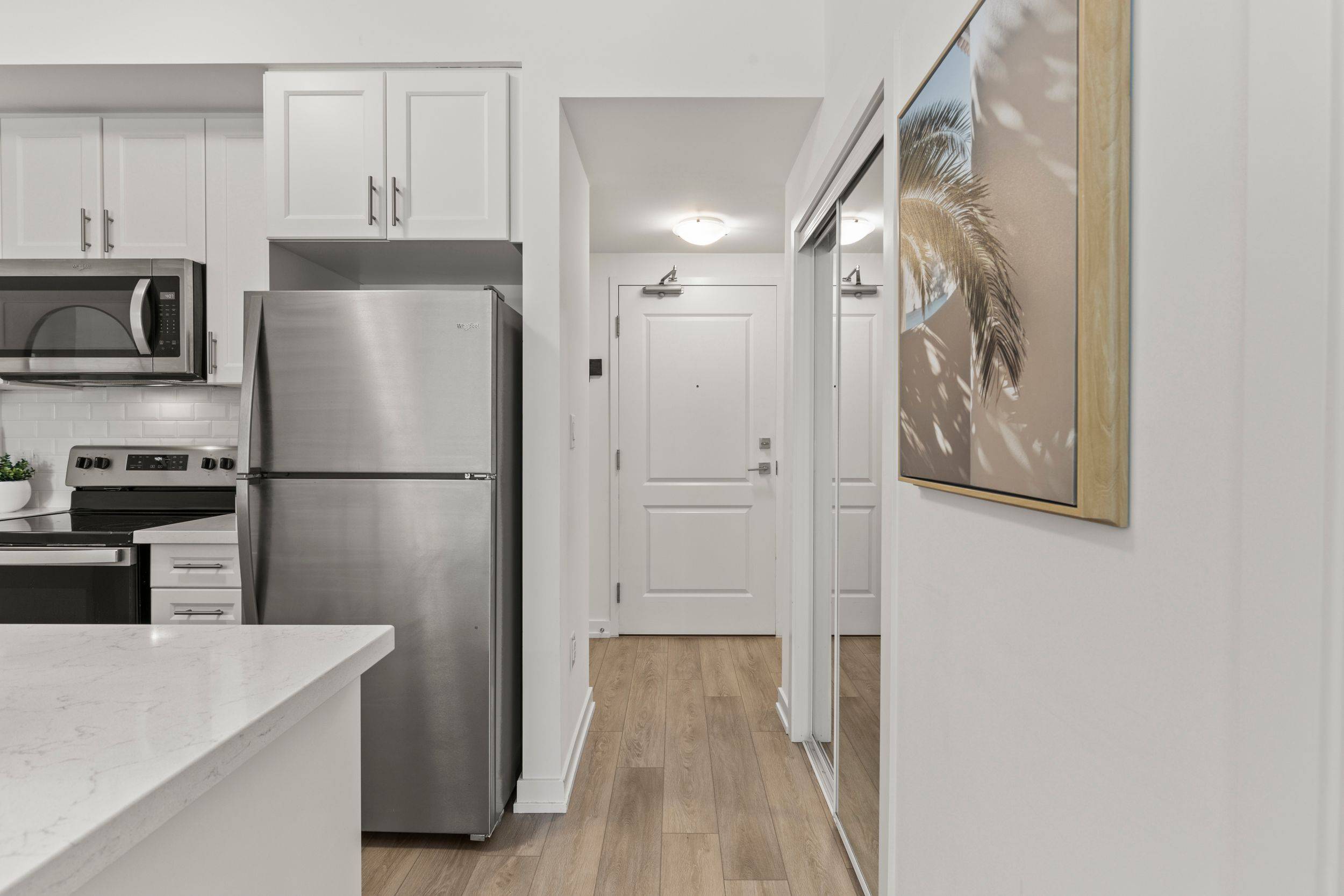 Hamilton, ON L8B 2A5,460 Dundas ST E #433