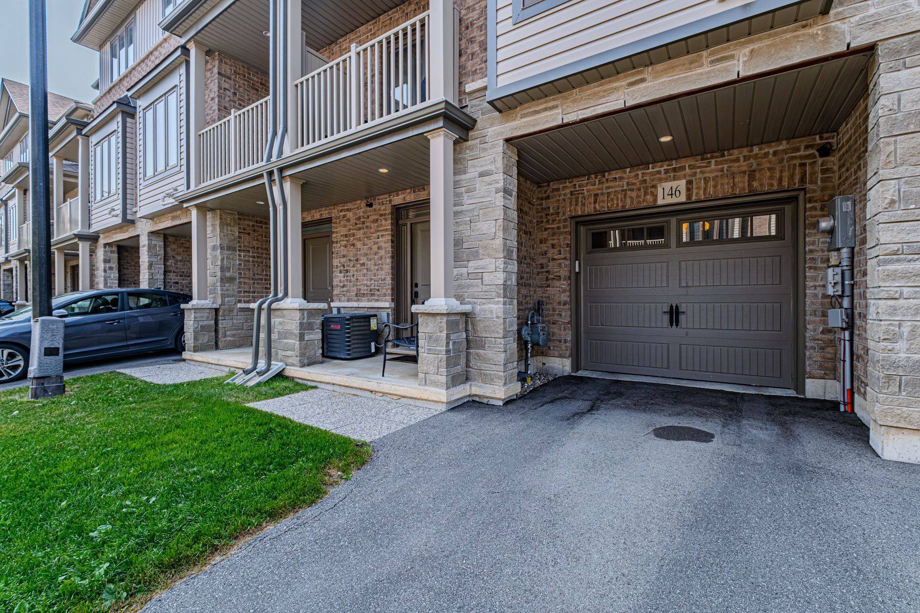 Brant, ON N3T 0R6,77 Diana DR #146
