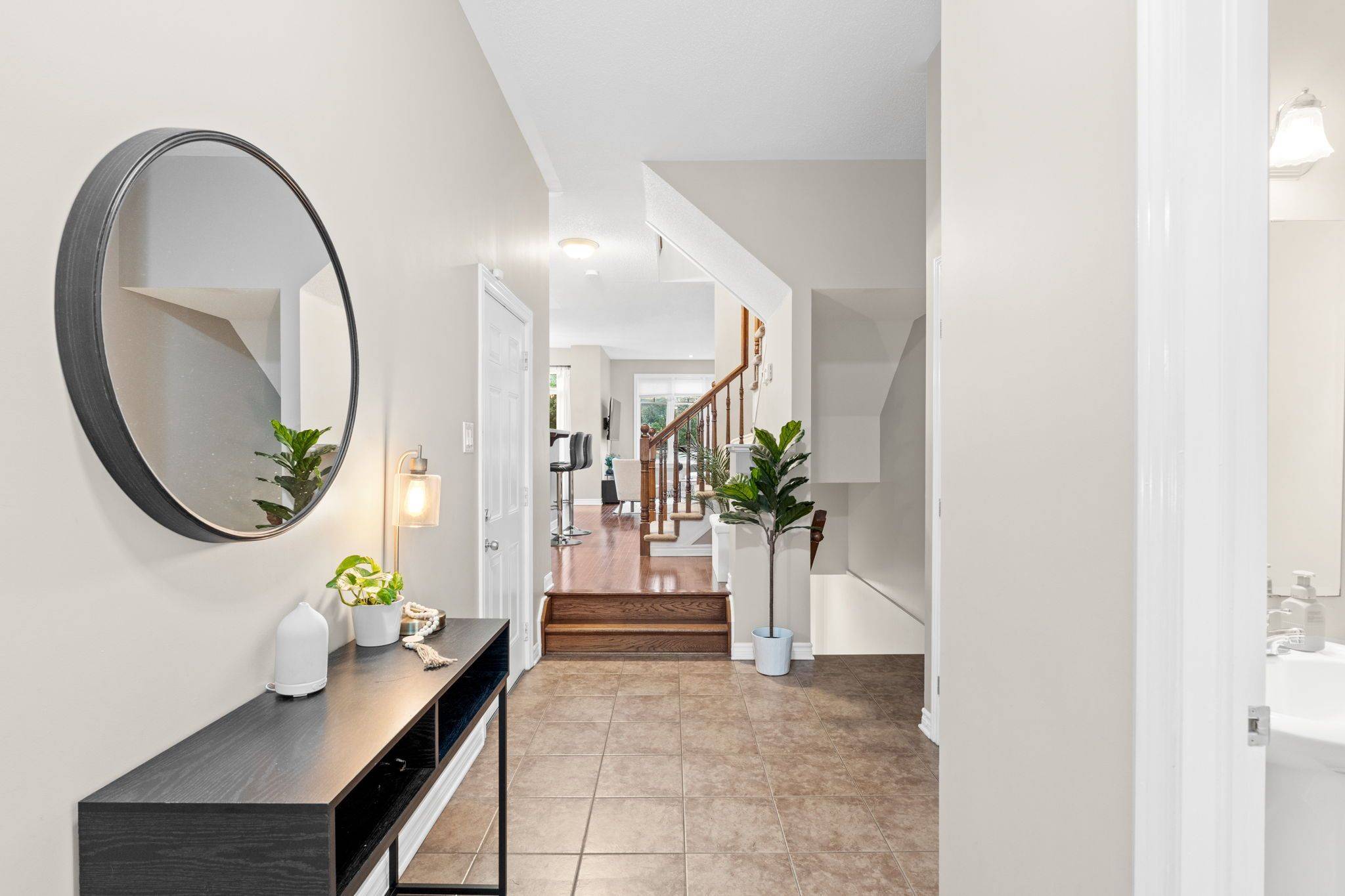 Stittsville - Munster - Richmond, ON K2S 0B6,324 Horseshoe CRES