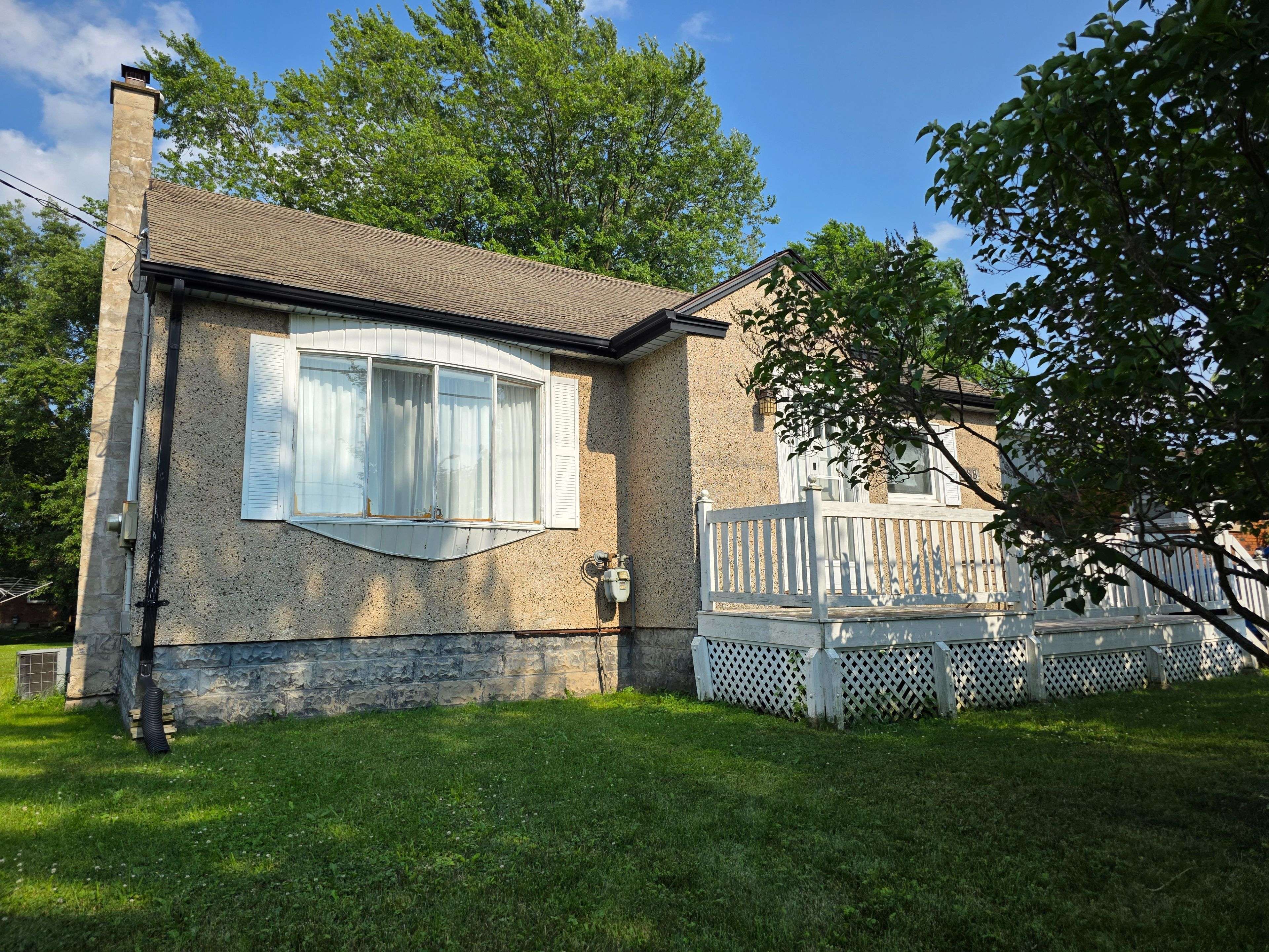 Welland, ON L3C 1Y8,288 First AVE