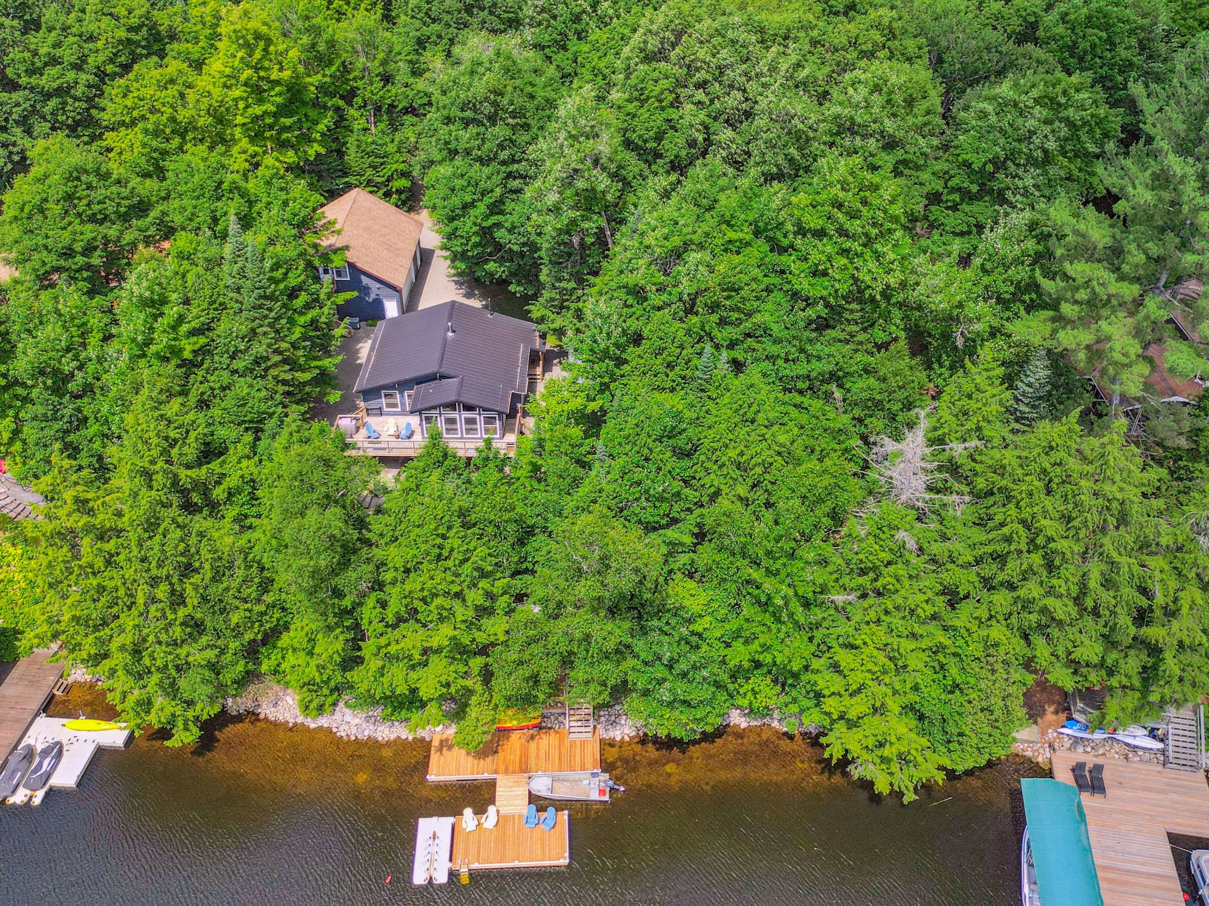 Algonquin Highlands, ON P0A 1E0,1315 Wolf CIR