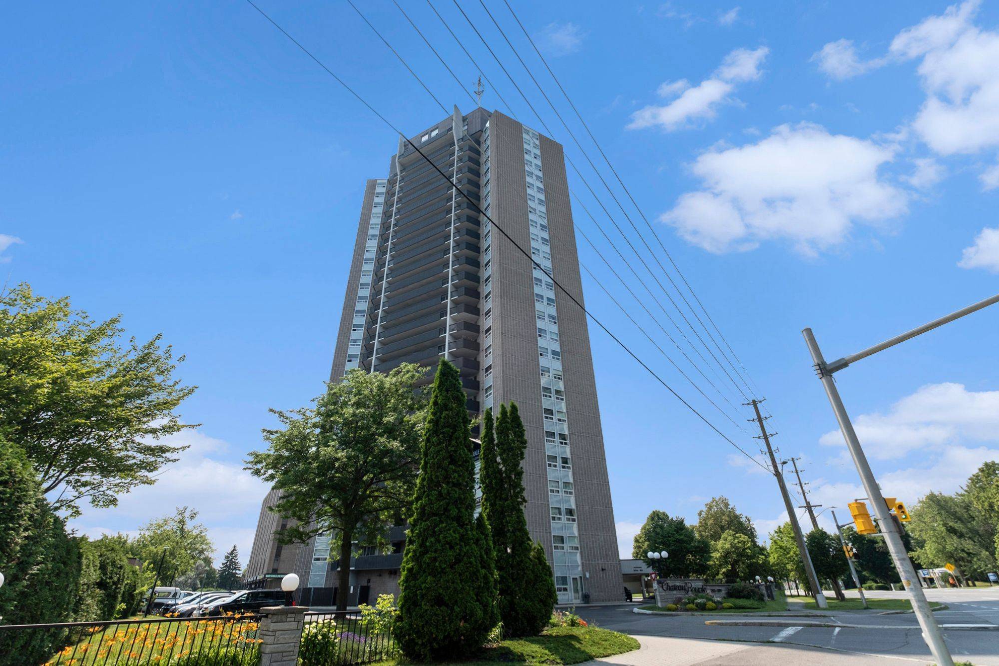 1380 Prince Of Wales DR #1203, Mooneys Bay - Carleton Heights And Area, ON K2C 3N5