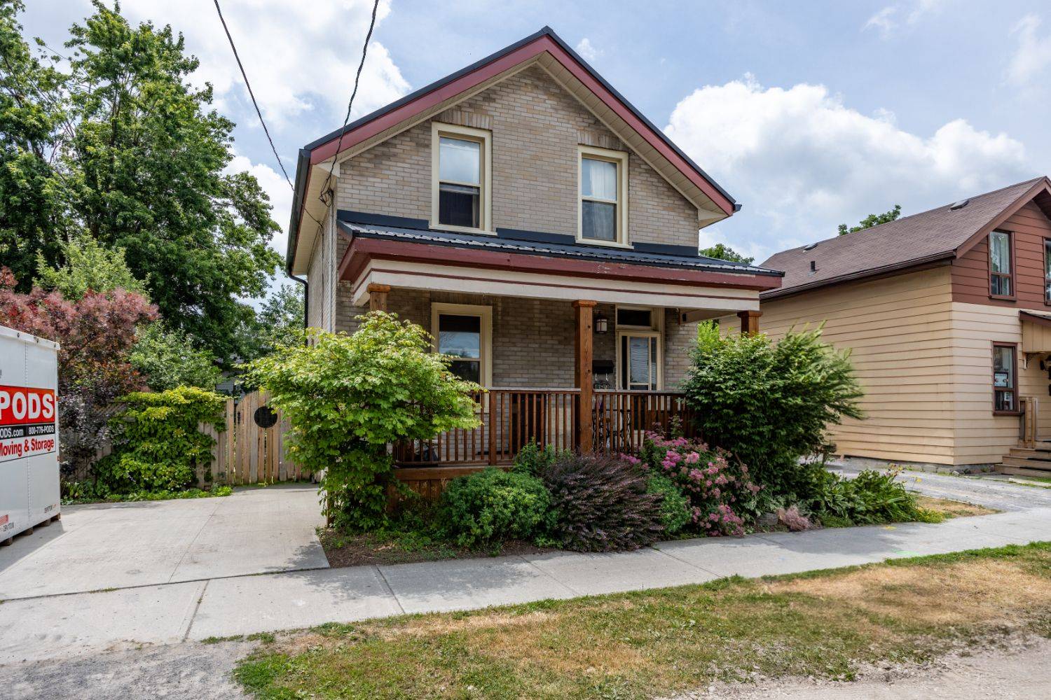 483 Parnell ST, Peterborough Central, ON K9J 4J3