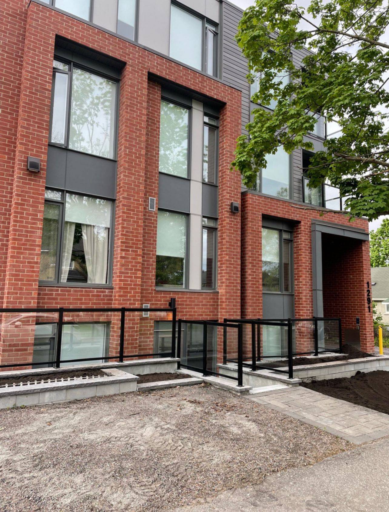 1291 Summerville AVE, Carlington - Central Park, ON K1Z 8G7
