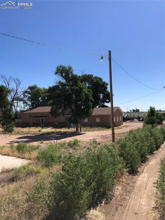 9138 Highway 50, Manzanola, CO 81058