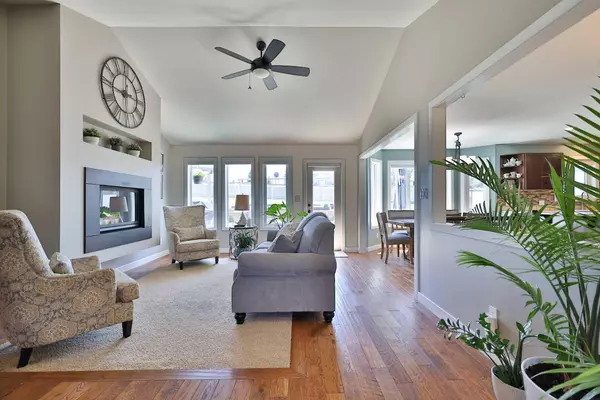 Cardston, AB T0K 0K0,470 3 AVE East