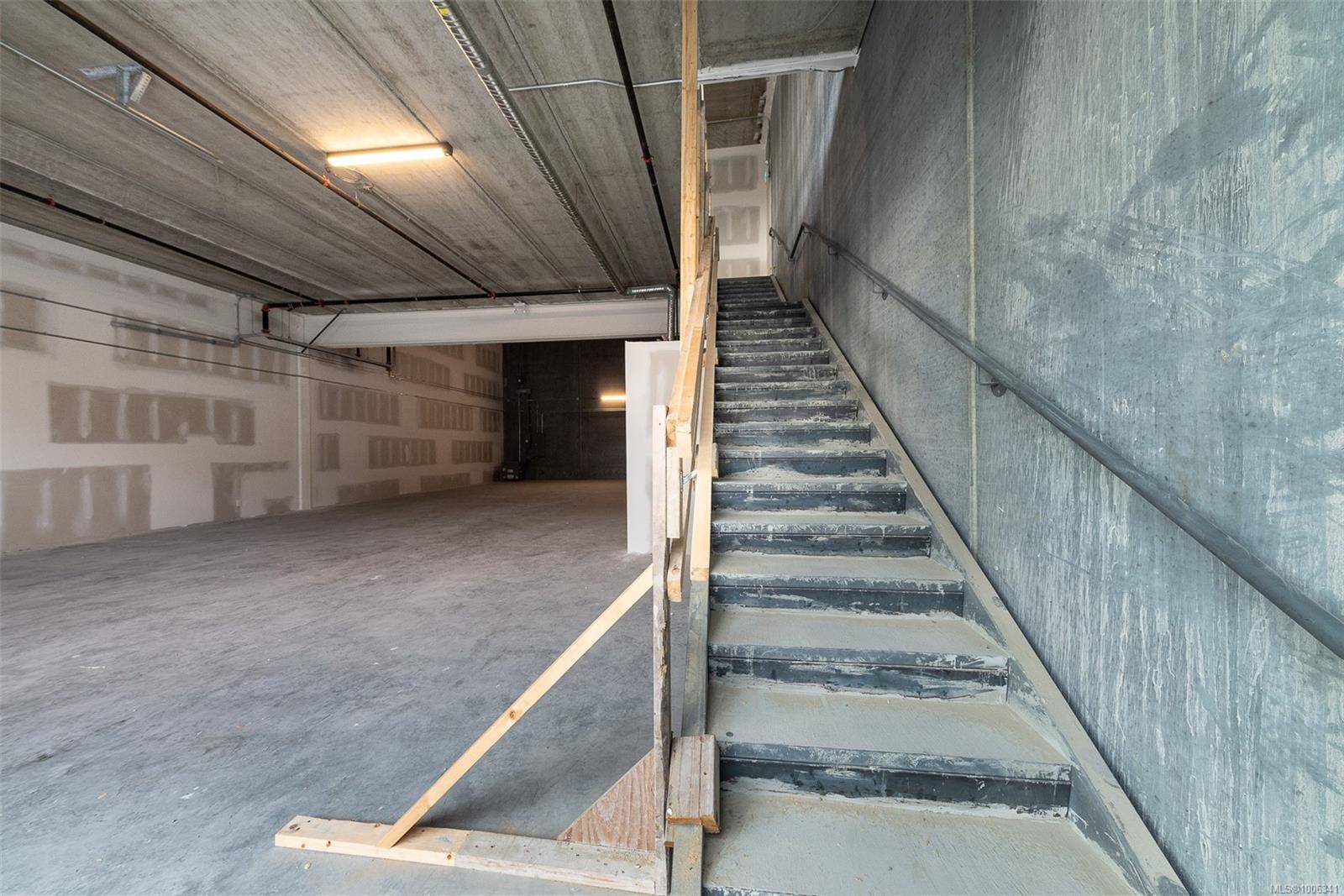 Langford, BC V9B 5Z1,4342 West shore Pkwy #110