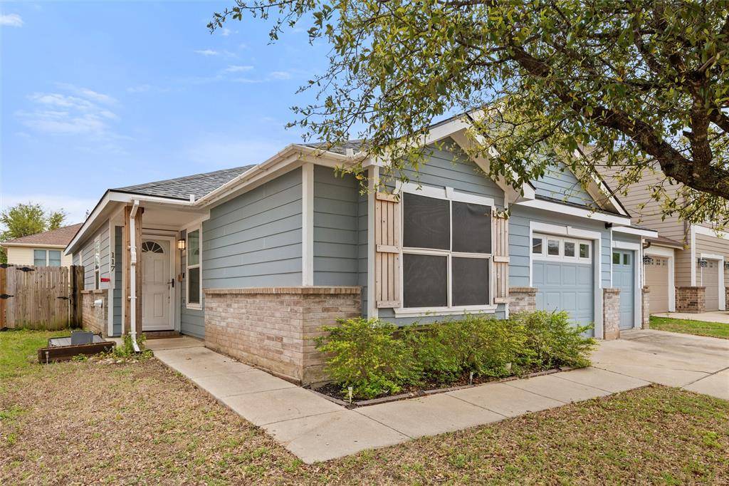 Venus, TX 76084,117 Independence Avenue
