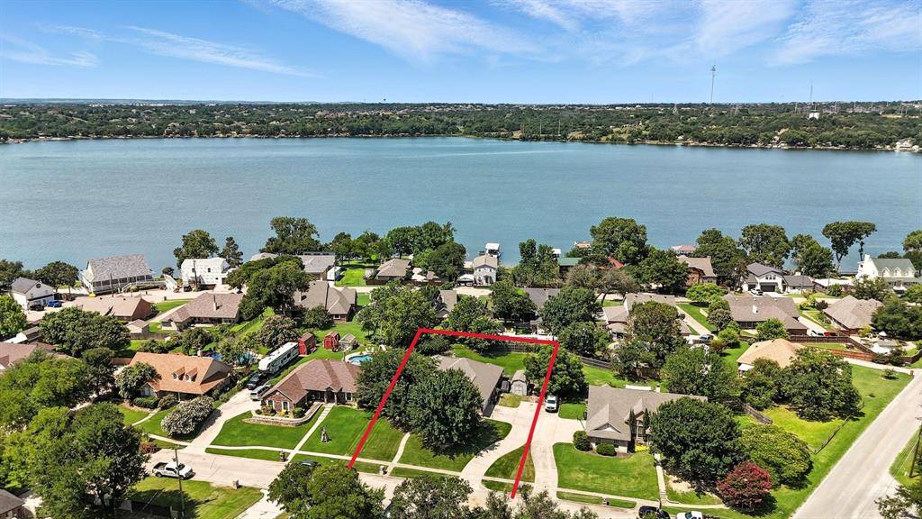Weatherford, TX 76087,1706 E Lake Drive