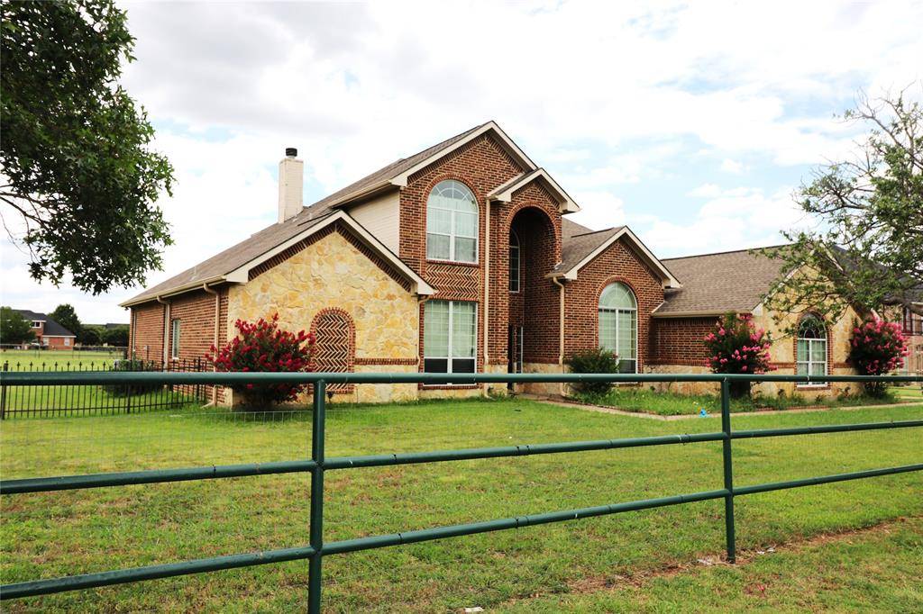 Crowley, TX 76036,1022 Horse Creek Road
